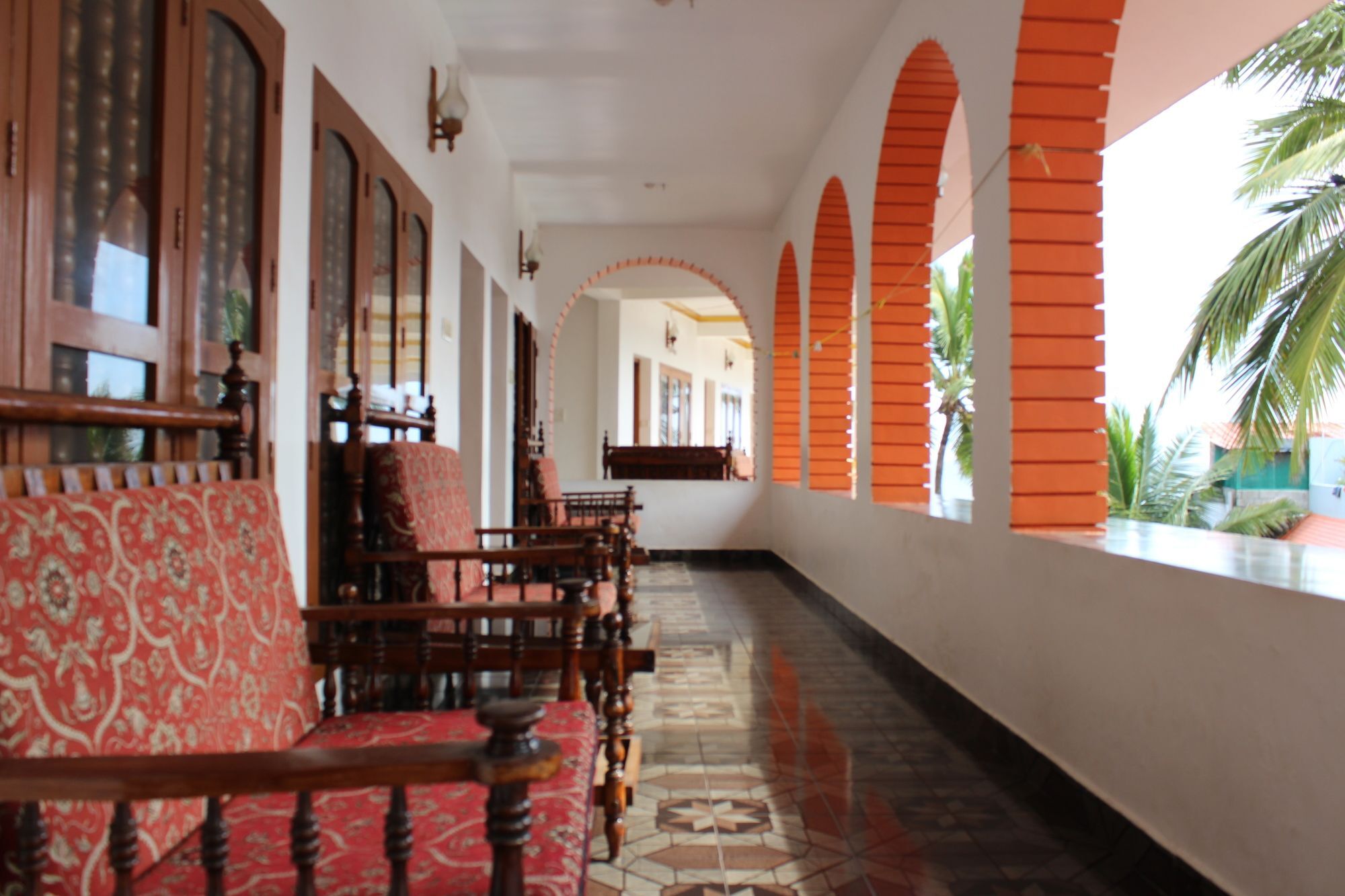 Hotel Sea View Palace - The Beach Hotel, Kovalam Exteriör bild